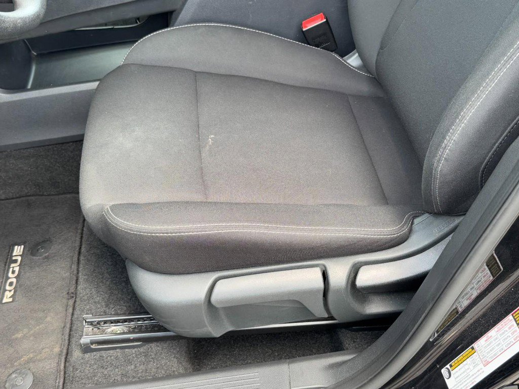 Used 2024 Nissan Rogue S FWD image 24
