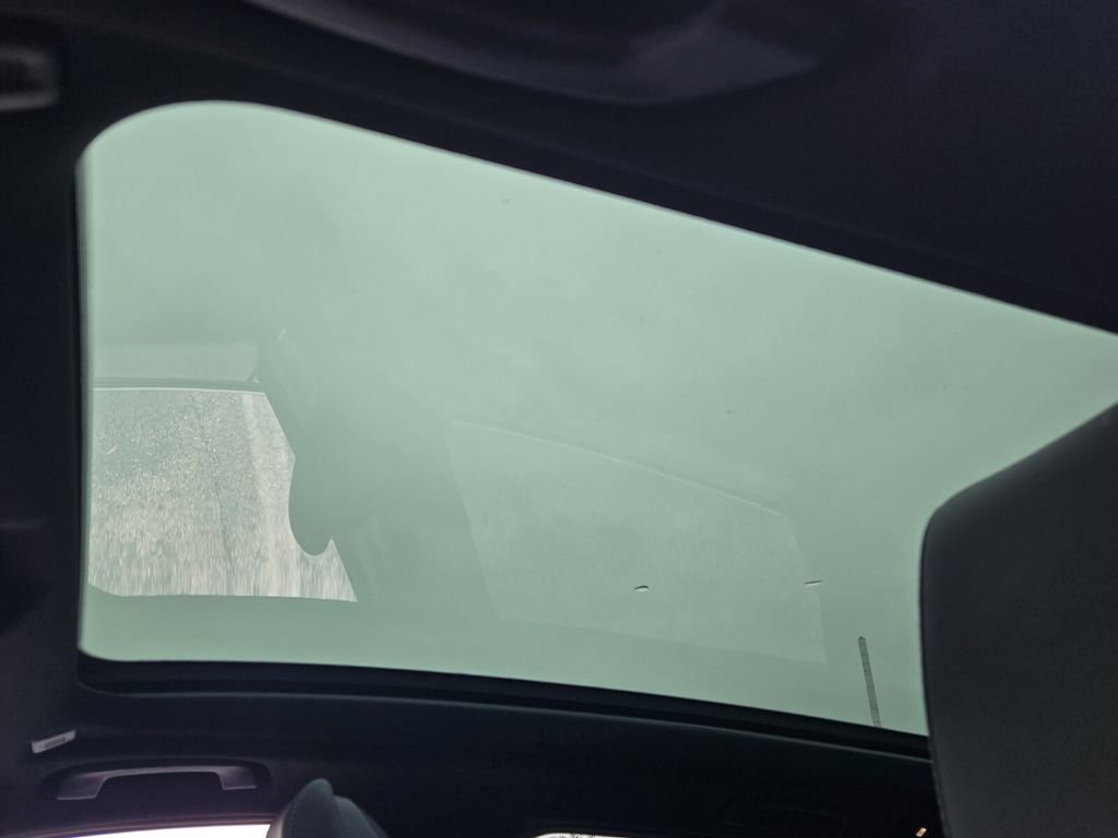 Used 2025 BMW X3 M50 w/ Premium Package image 17