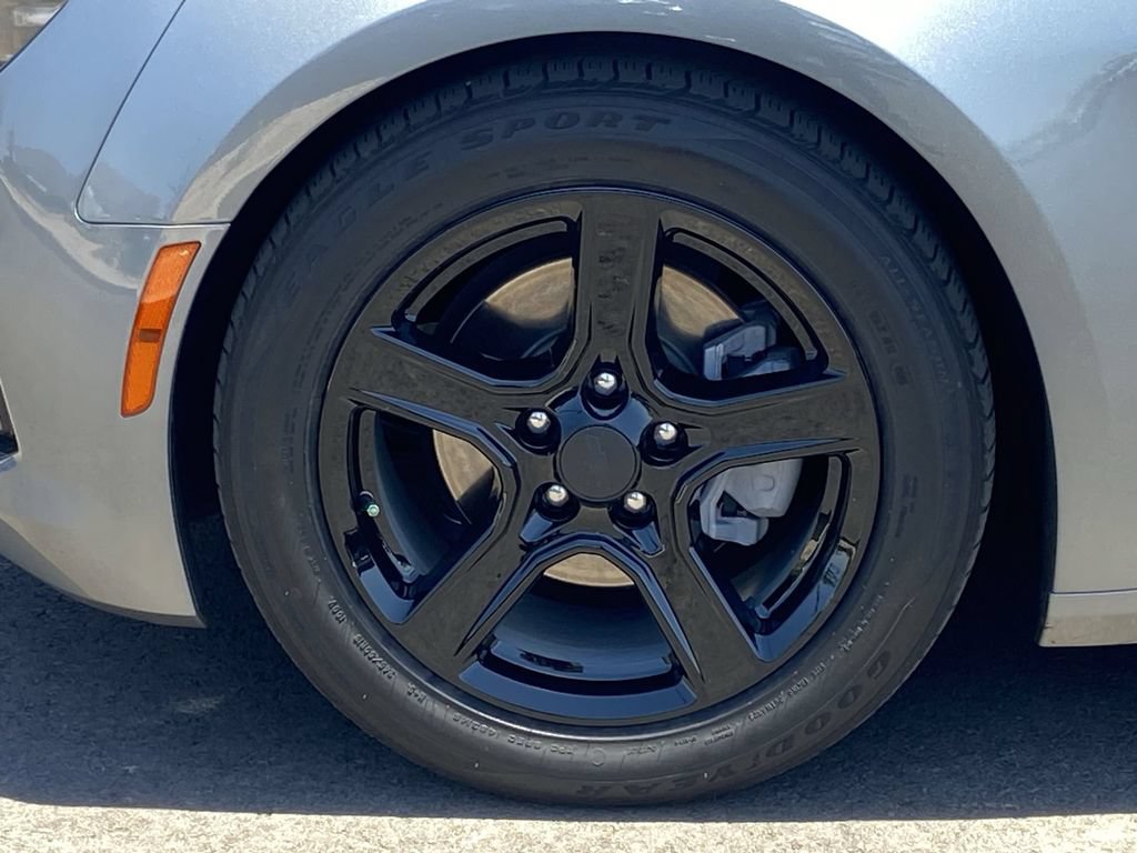 Used 2023 Chevrolet Camaro LT w/ Technology Package RWD image 25