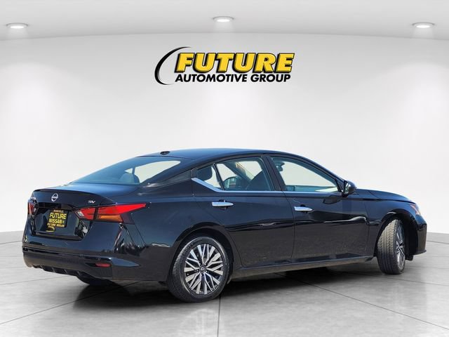 Certified 2023 Nissan Altima 2.5 SV FWD image 4
