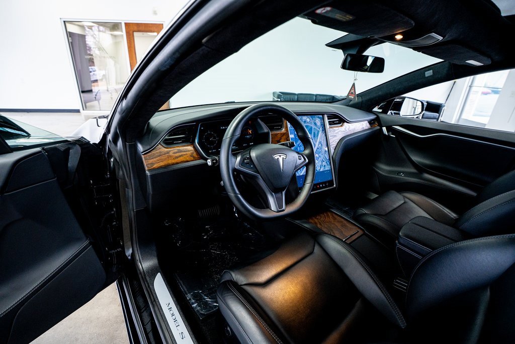 Used 2019 Tesla Model S AWD image 34