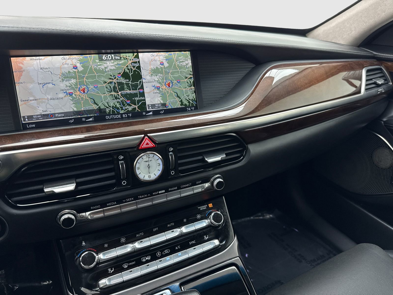 Used 2019 Genesis G90 5.0 Ultimate RWD image 24