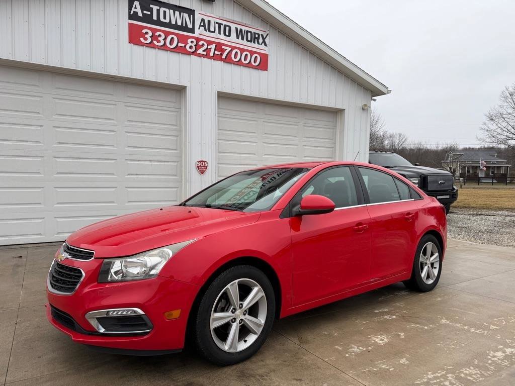 Used 2015 Chevrolet Cruze LT FWD image 1