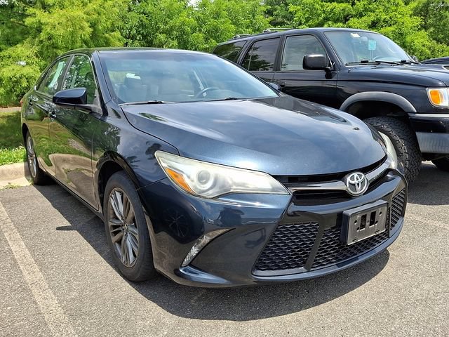 Used 2017 Toyota Camry SE FWD image 6