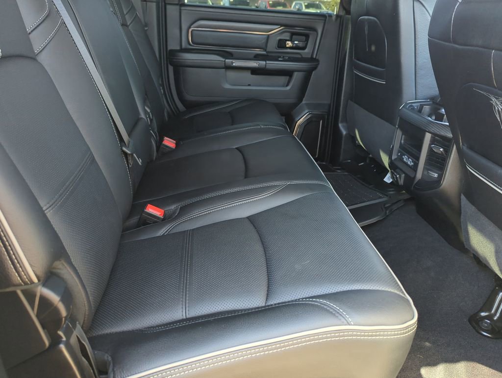 Used 2024 RAM 3500 Limited image 27