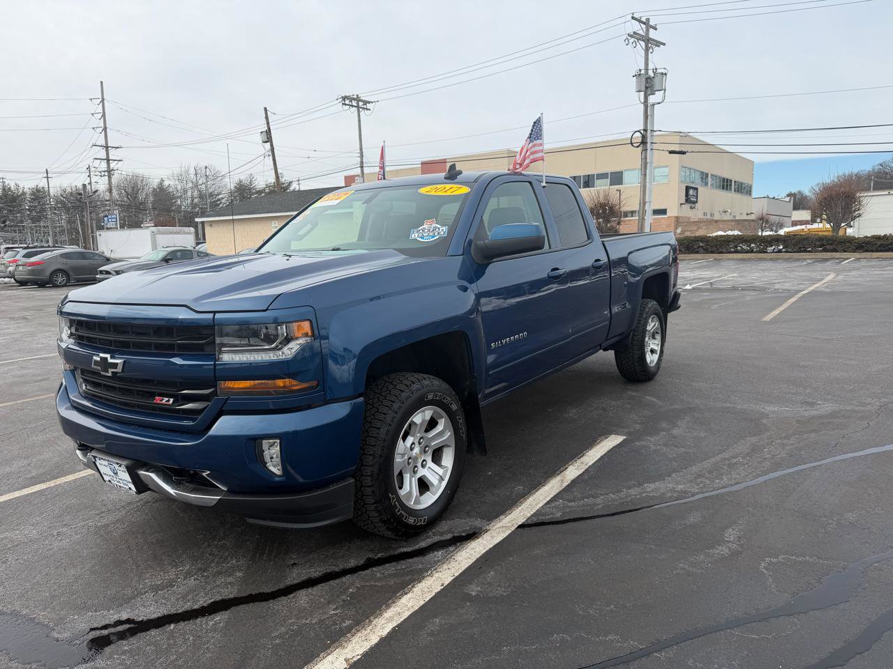 Used 2017 Chevrolet Silverado 1500 LT w/ All Star Edition image 3