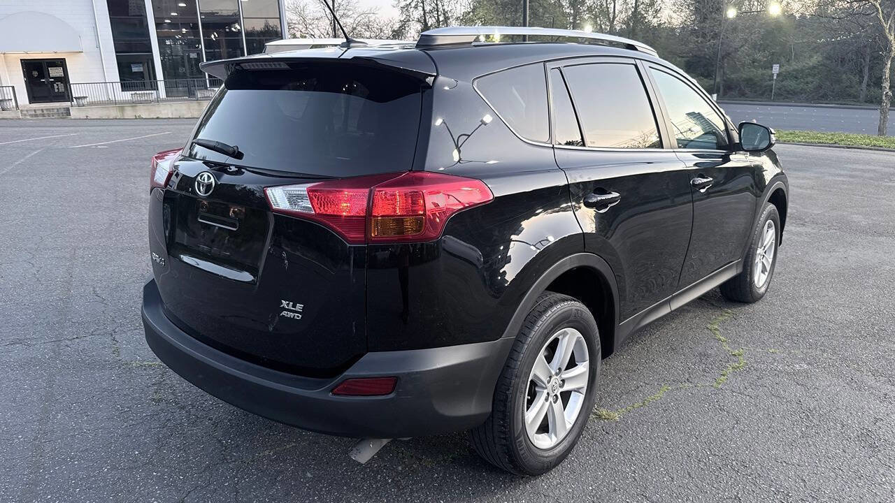 Used 2014 Toyota RAV4 XLE AWD/4WD image 9