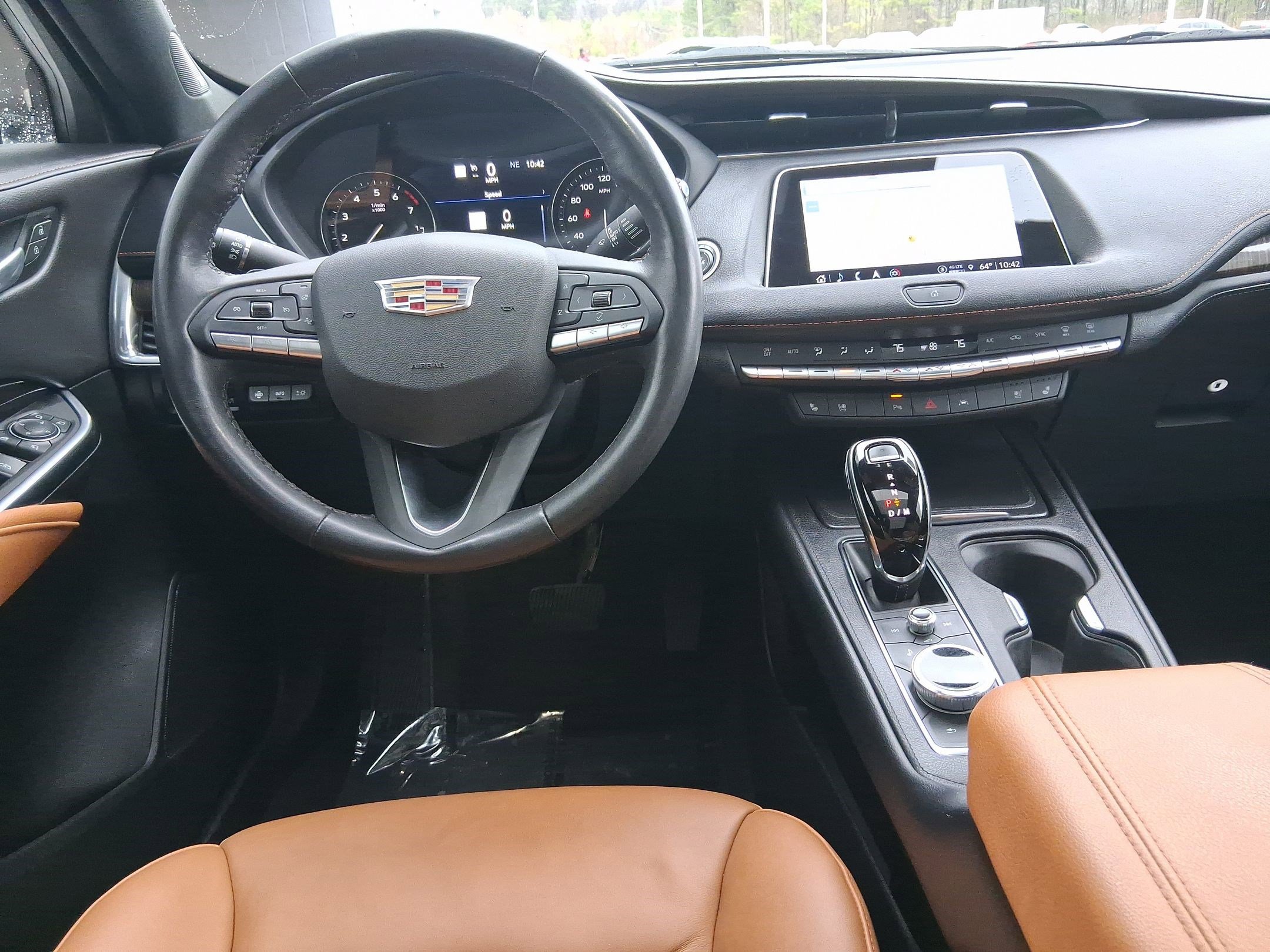 Used 2023 Cadillac XT4 Premium Luxury w/ Technology Package image 24