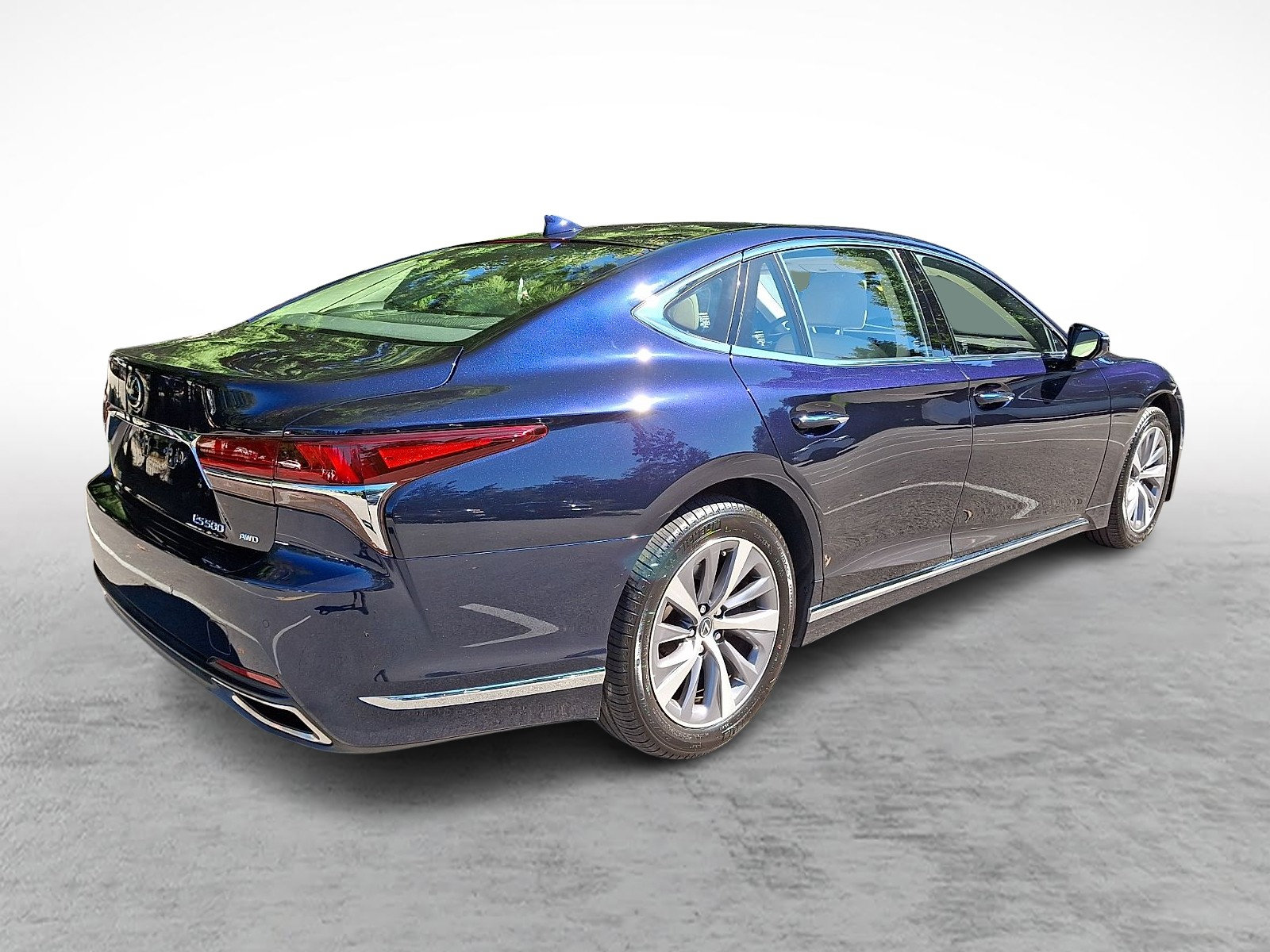 Used 2019 Lexus LS 500 AWD w/ Accessory Package (Z1) image 6