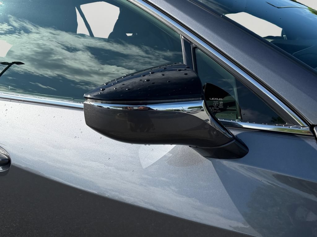 Used 2019 Lexus UX 250h F Sport w/ F Sport Premium Package AWD/4WD image 26