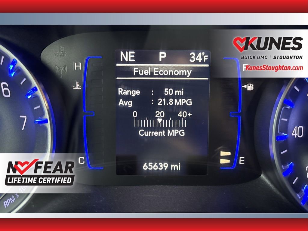 Used 2019 Chrysler Pacifica Touring-L image 18