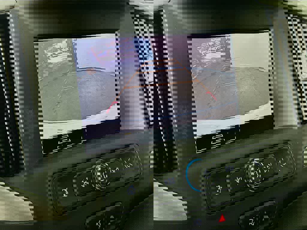 Used 2022 GMC Terrain SLE w/ Driver Convenience Package image 27