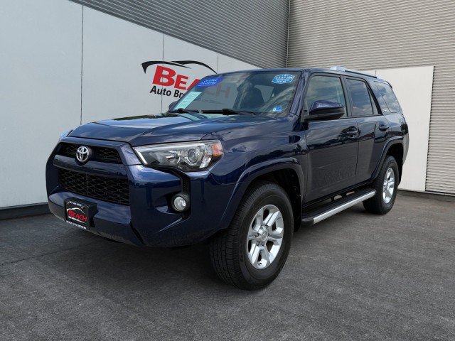 Used 2017 Toyota 4Runner SR5 AWD/4WD image 1