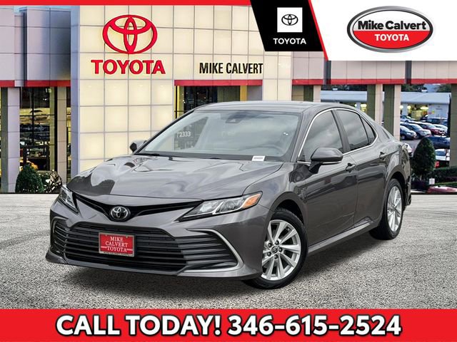 Used 2023 Toyota Camry LE w/ Convenience Package FWD image 1