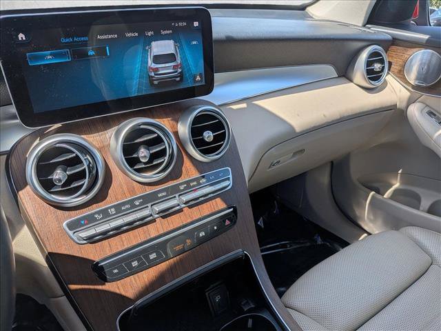 Used 2020 Mercedes-Benz GLC 300 4MATIC image 12