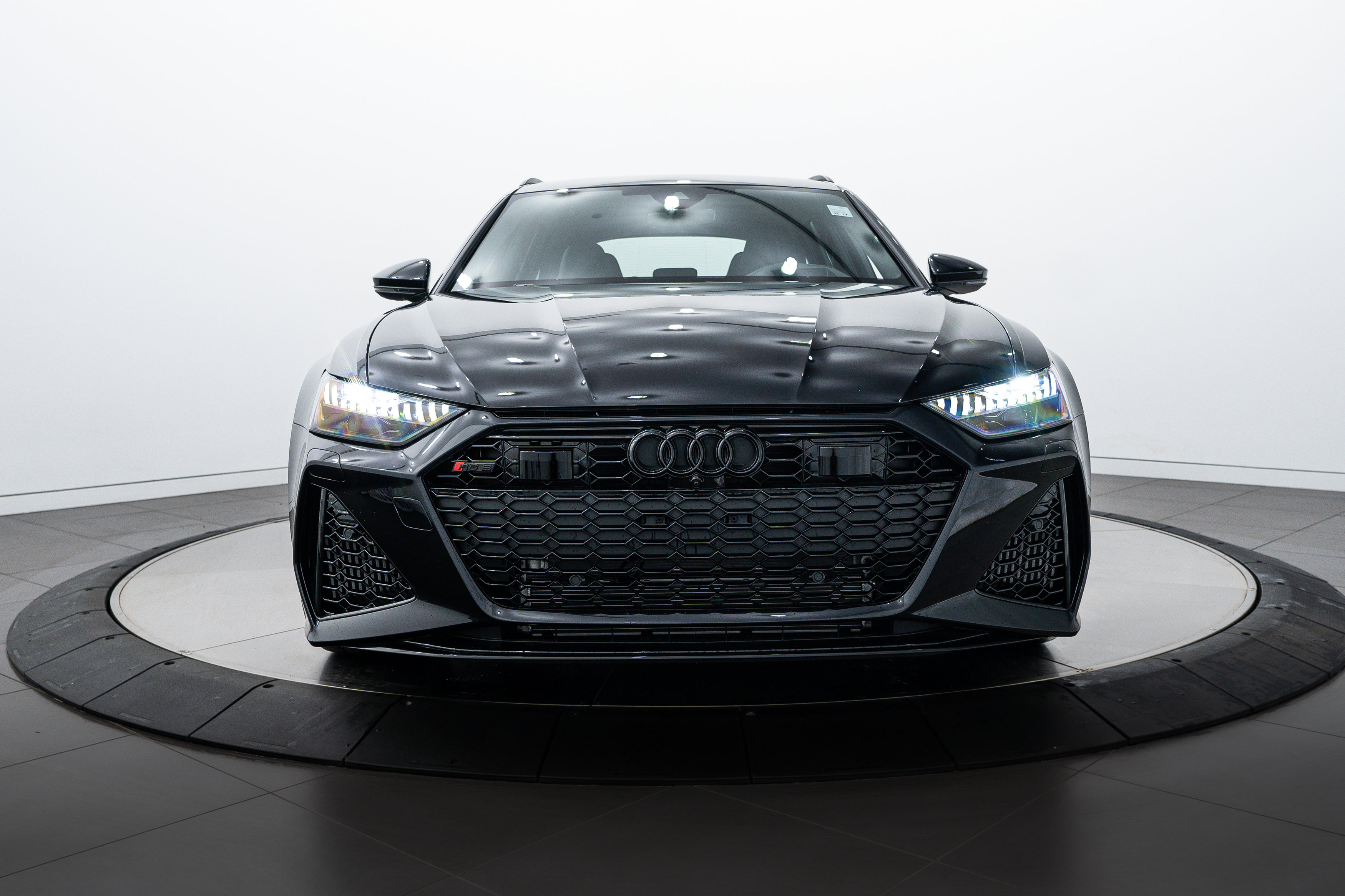 New 2025 Audi RS 6 performance image 23