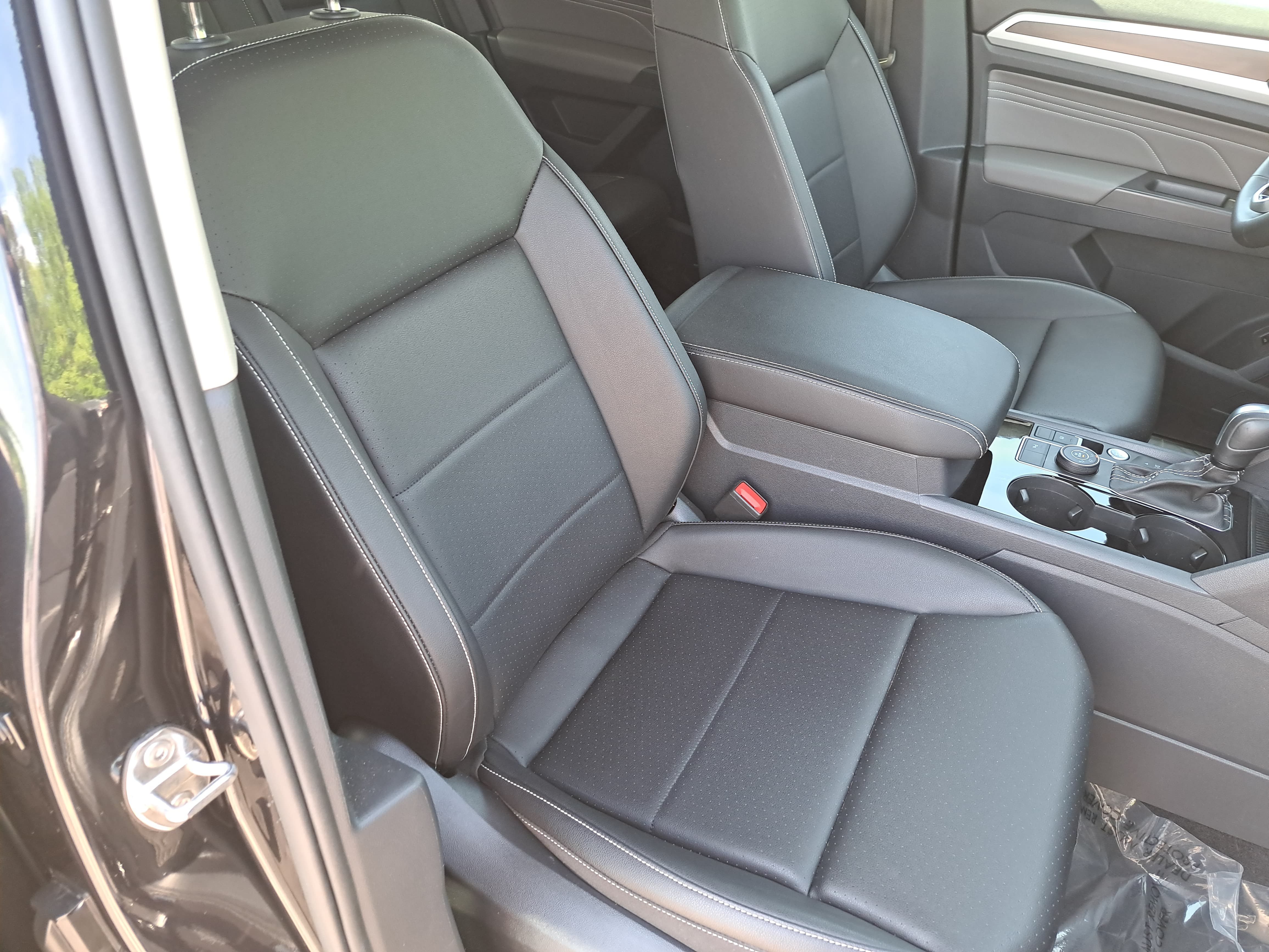 Used 2023 Volkswagen Atlas SE AWD/4WD image 10