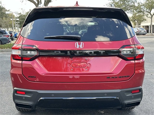 New 2026 Honda Pilot Black Edition image 4