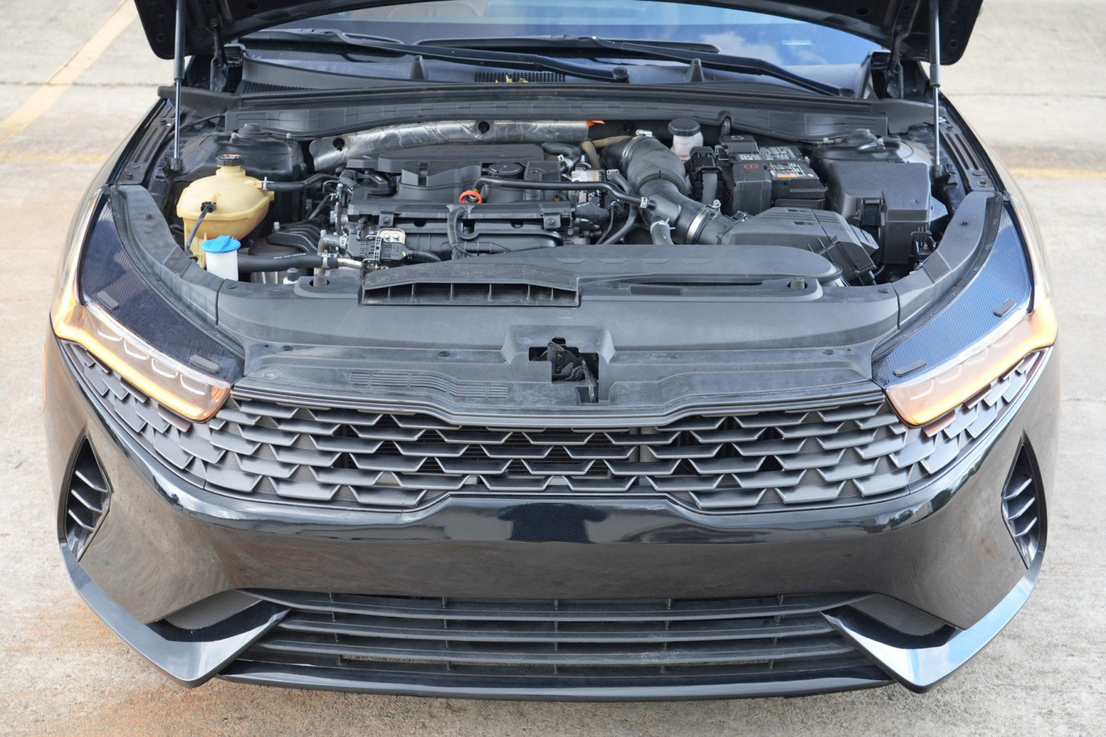 Used 2023 Kia K5 LXS FWD image 7