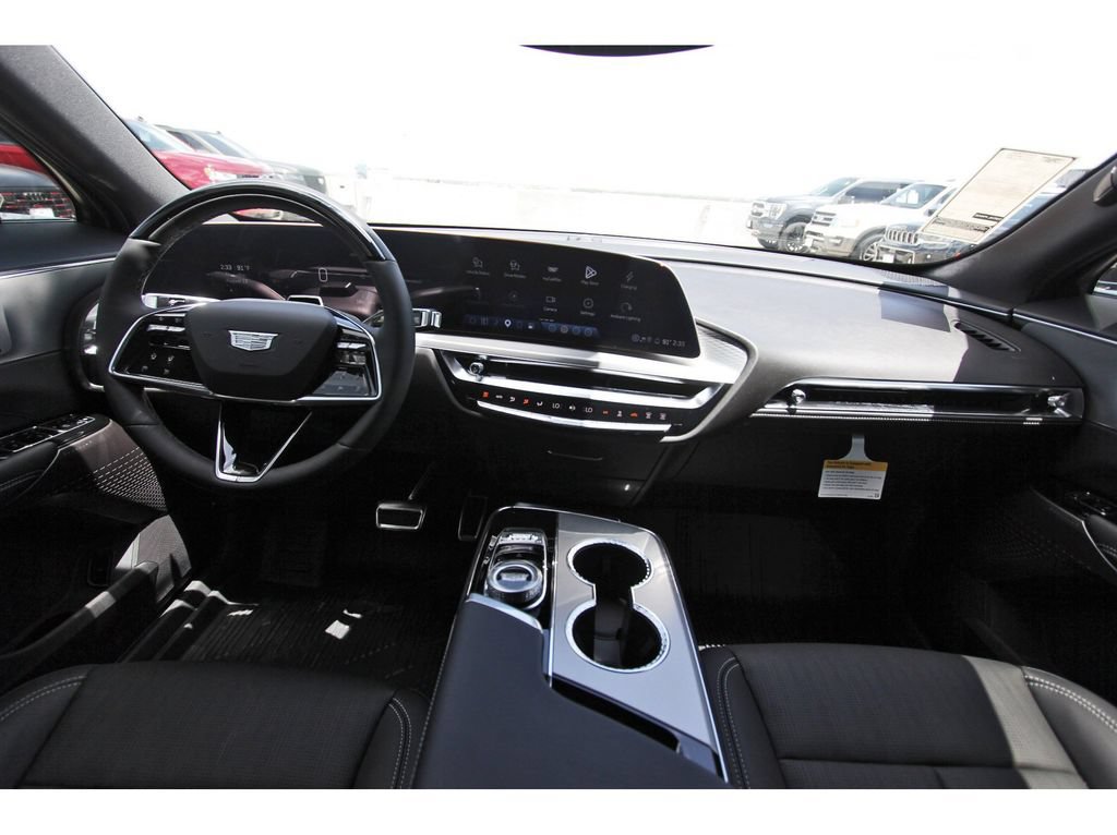 New 2027 Cadillac Lyriq Luxury AWD/4WD image 9