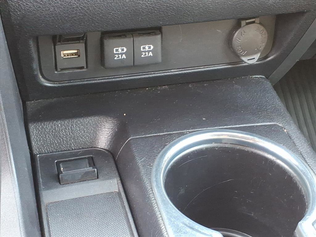 Used 2020 Toyota Sequoia Limited w/ Safety & Convenience Package image 29