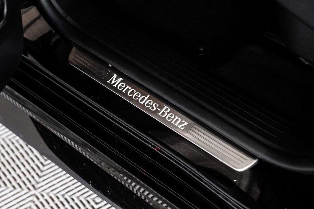 Used 2023 Mercedes-Benz GLS 450 4MATIC w/ AMG Line Exterior image 44