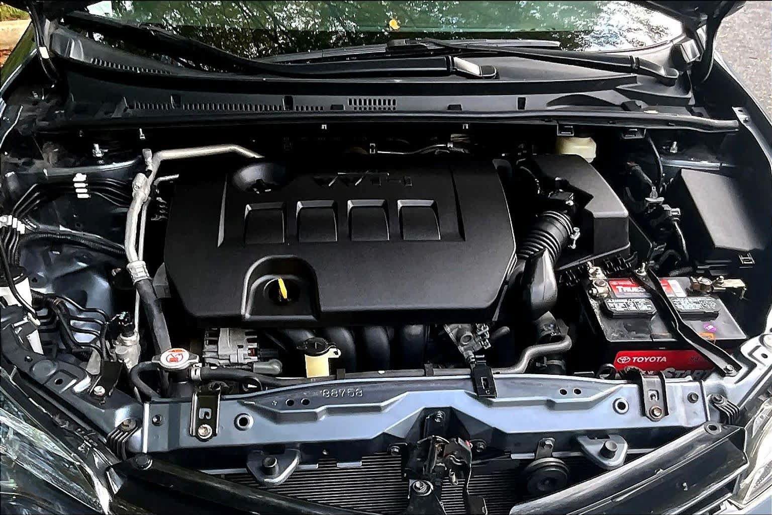 Used 2018 Toyota Corolla LE FWD image 31