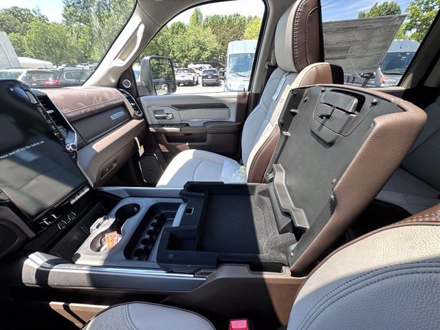 New 2026 RAM 3500 Laramie AWD/4WD image 25