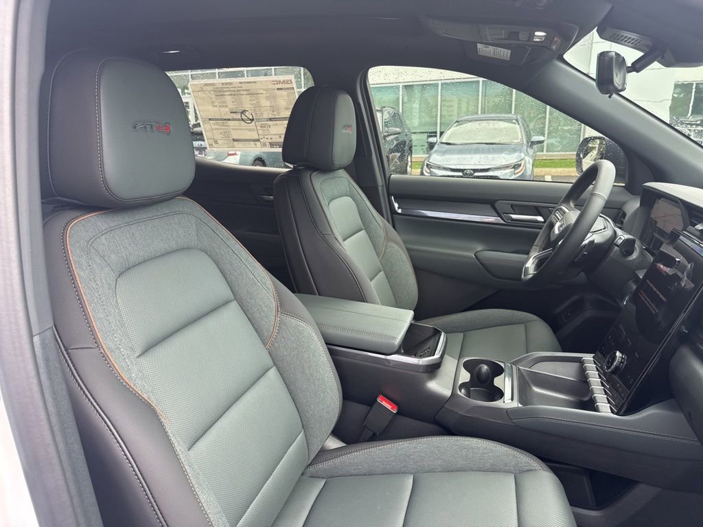 New 2026 GMC Terrain AT4 w/ Technology Package II image 26