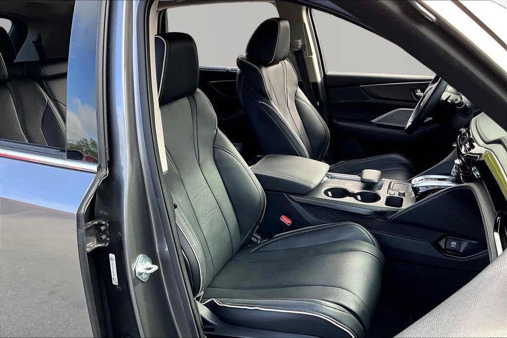 Used 2023 Acura MDX SH-AWD w/ Advance Package image 23