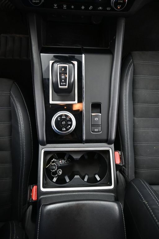 Used 2022 Mitsubishi Outlander SE AWD/4WD image 15