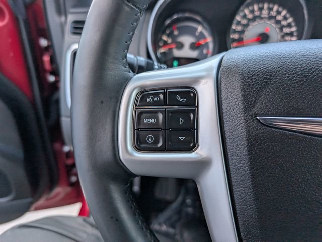 Used 2013 Chrysler 200 Limited image 12