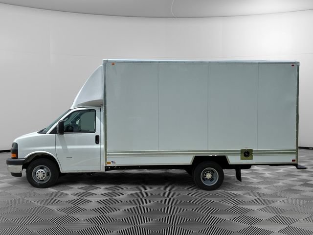 New 2026 Chevrolet Express 3500 w/ Power Convenience Package RWD image 2