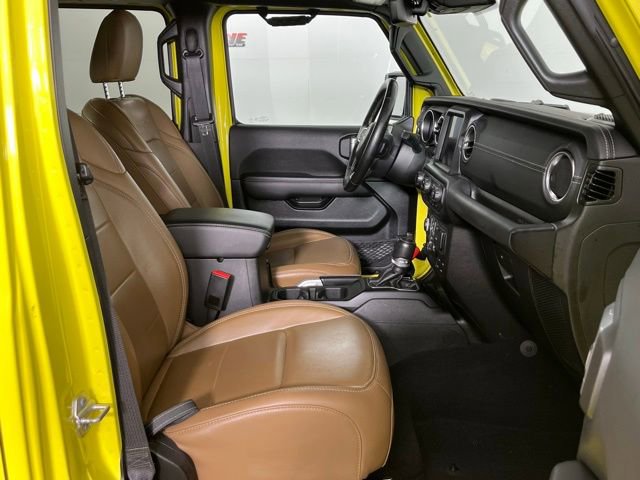 Used 2023 Jeep Wrangler Unlimited Sahara w/ Dual Top Group AWD/4WD image 31