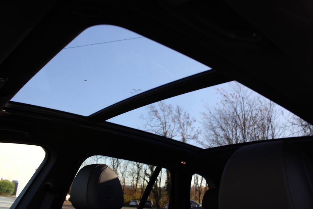 Used 2024 BMW X5 xDrive40i w/ Premium Package image 21