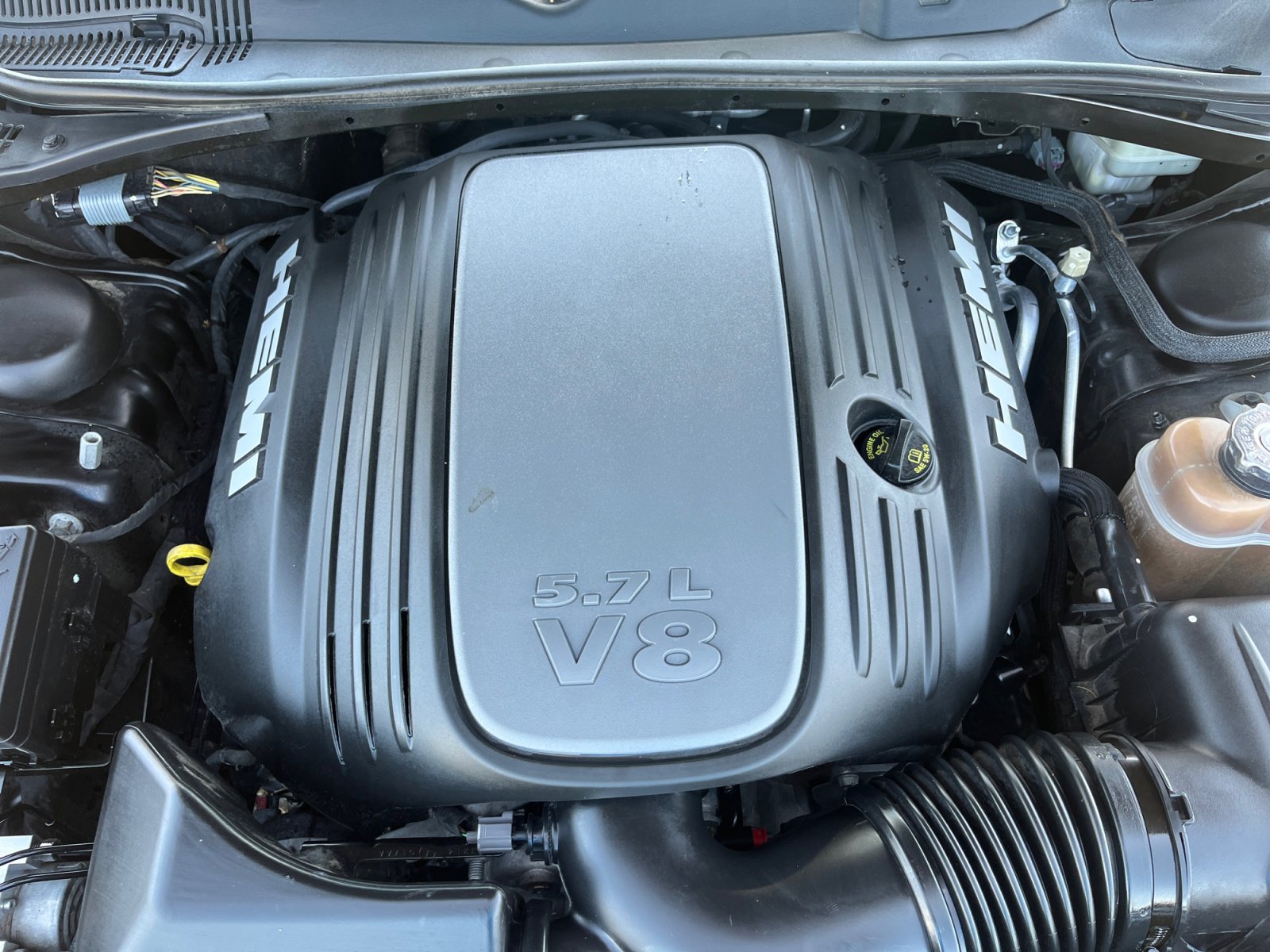 Used 2015 Dodge Challenger R/T Plus RWD image 22