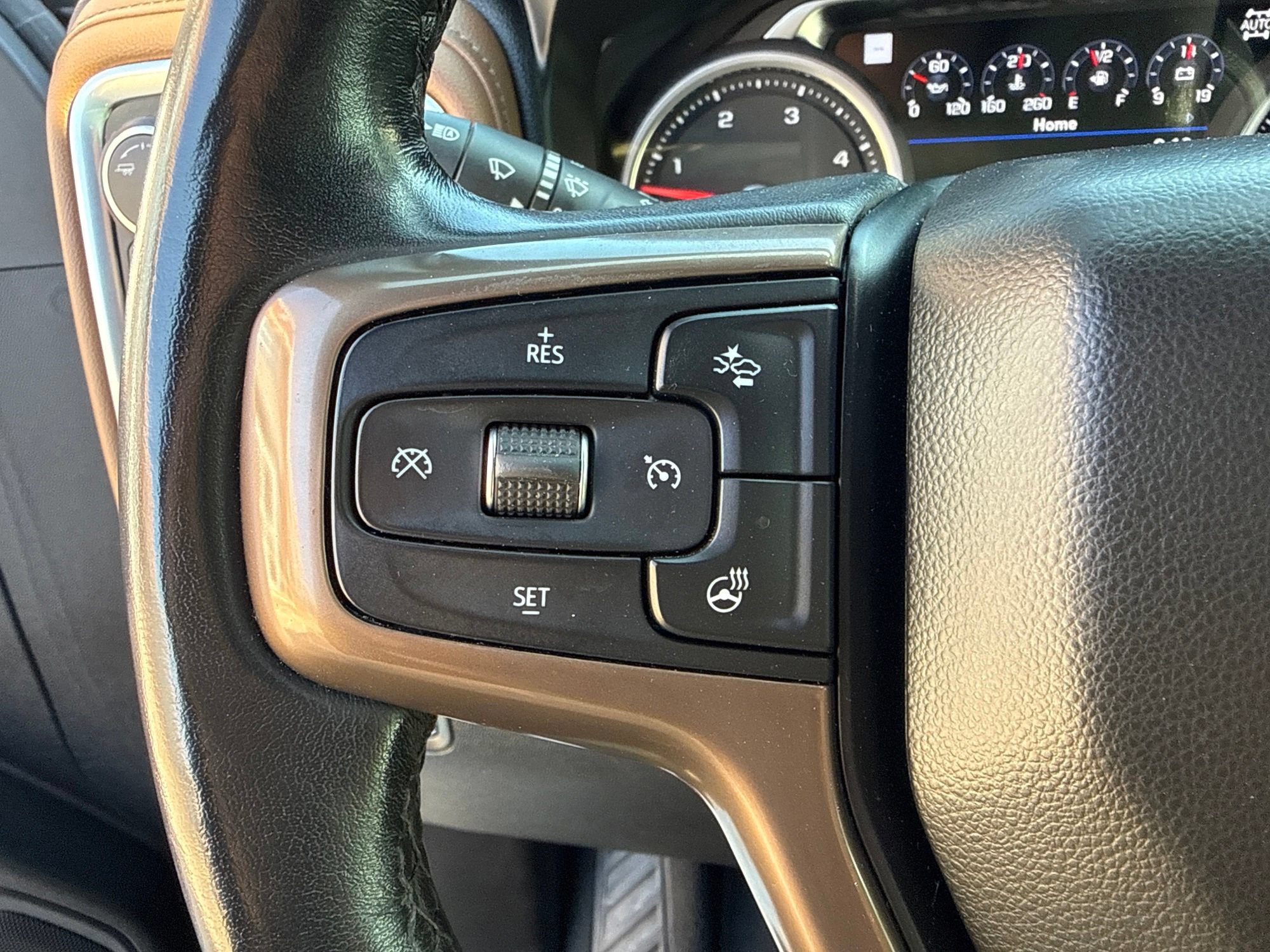 Used 2021 Chevrolet Silverado 3500 High Country AWD/4WD image 13