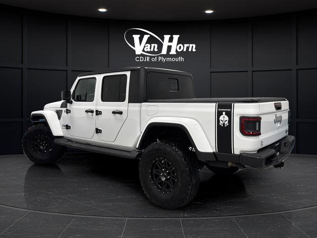 Used 2020 Jeep Gladiator Overland image 3