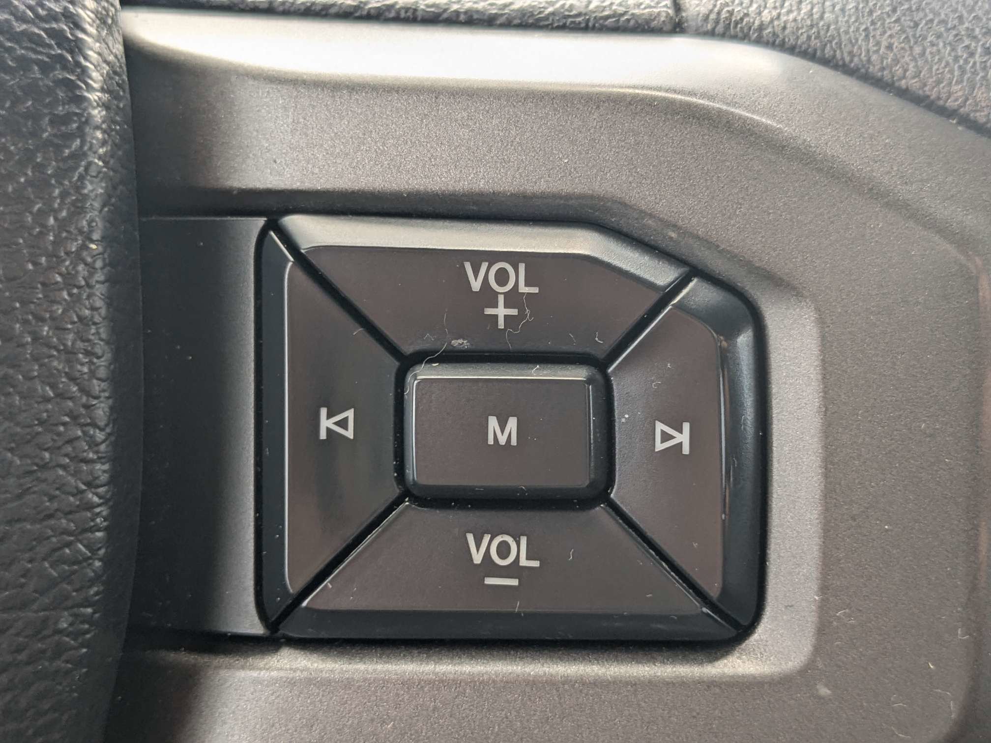 Used 2020 Ford Expedition XLT w/ Equipment Group 201A RWD image 32