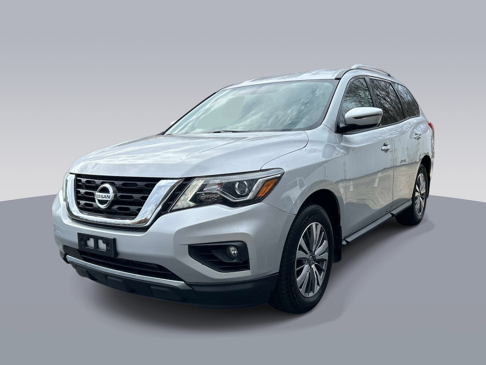 Used 2019 Nissan Pathfinder SV AWD/4WD image 7