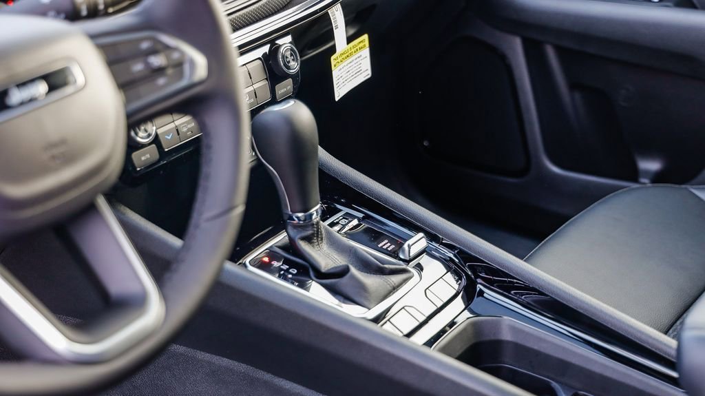 New 2026 Jeep Compass Latitude image 20