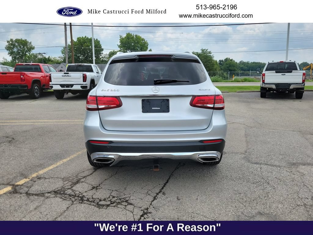 Used 2018 Mercedes-Benz GLC 300 4MATIC image 4