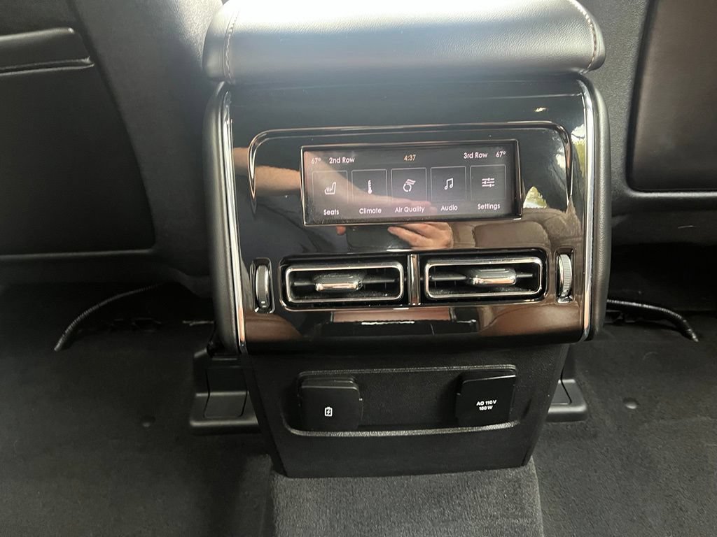 Certified 2023 Lincoln Aviator Reserve w/ Equipment Group 201A AWD/4WD image 15