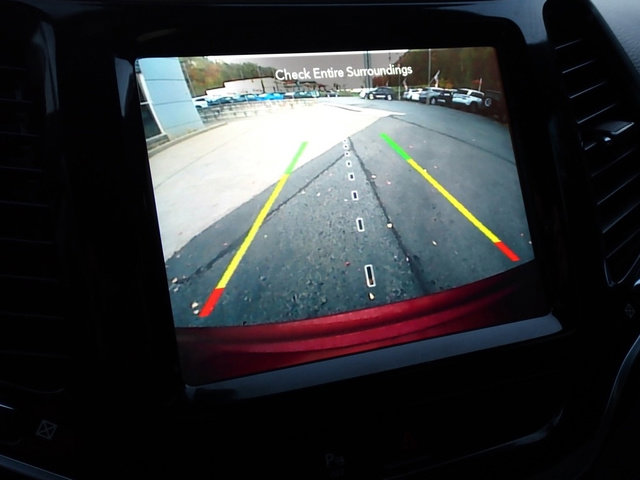 Used 2019 Jeep Cherokee High Altitude image 35