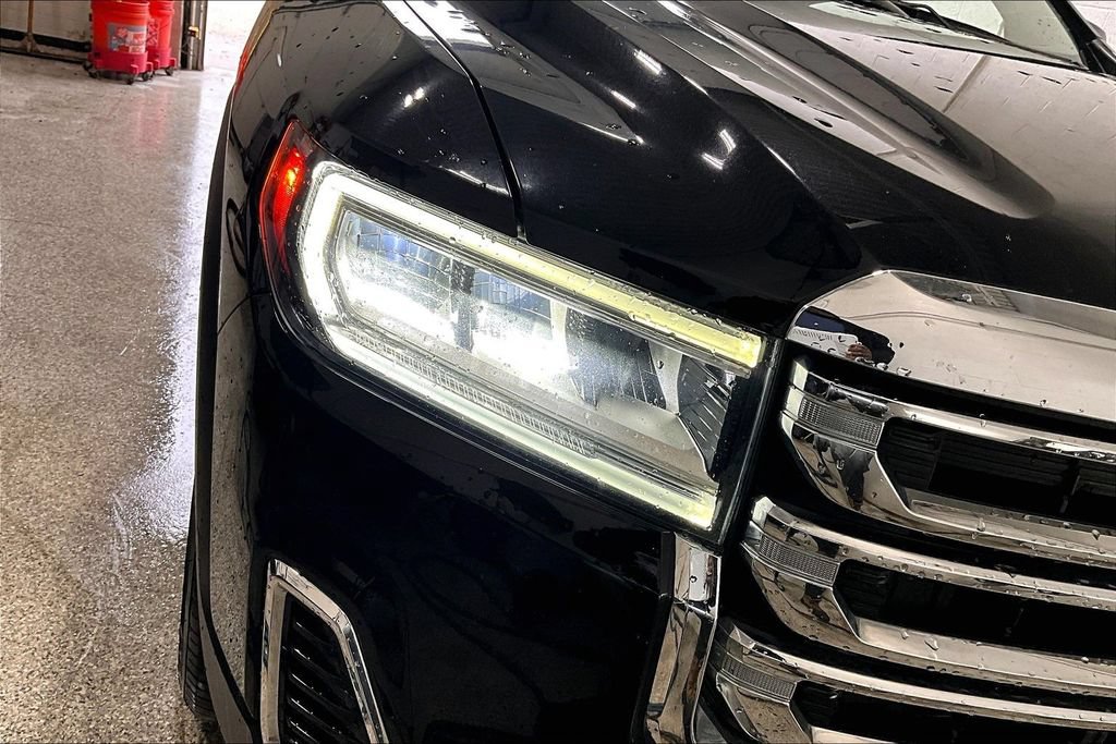 Used 2023 GMC Acadia SLT AWD/4WD image 32