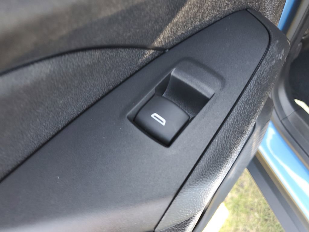 Used 2024 Chevrolet Trax RS image 17