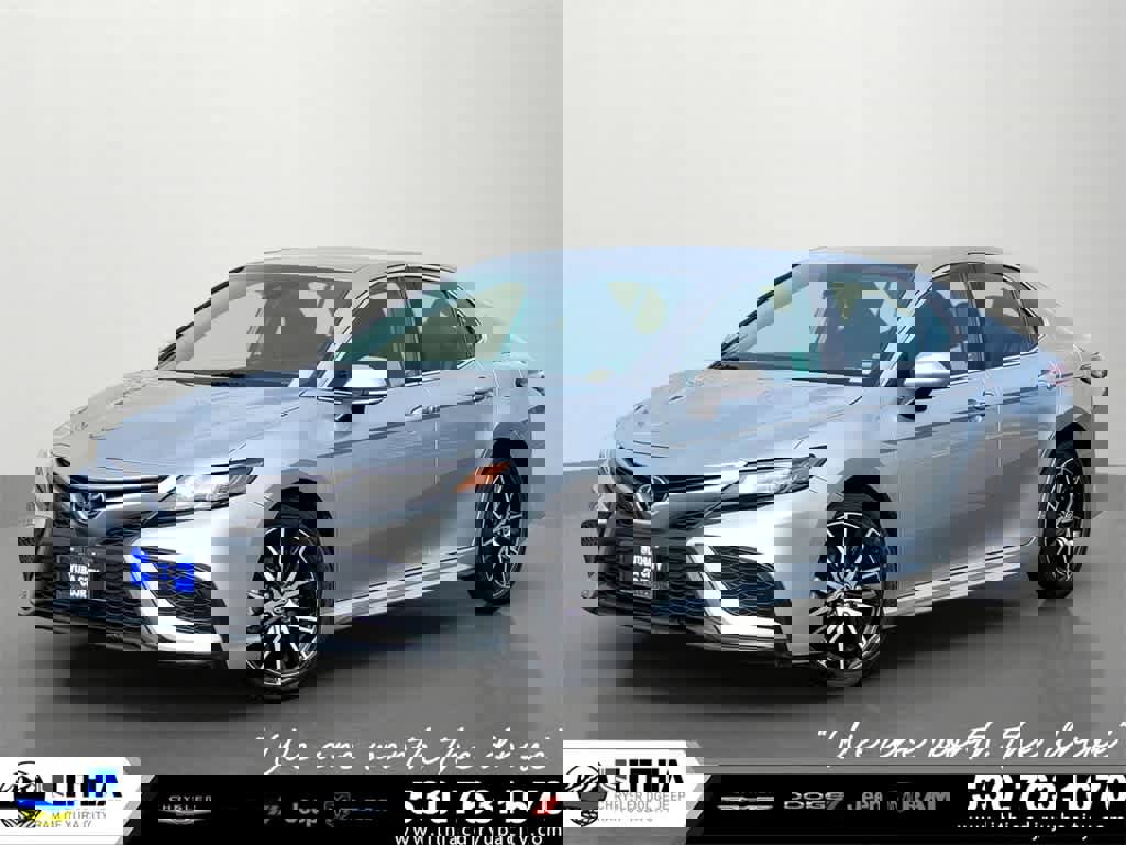 Used 2024 Toyota Camry SE