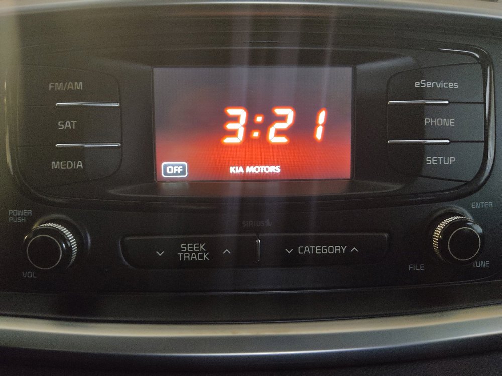 Used 2016 Kia Sorento EX FWD image 25