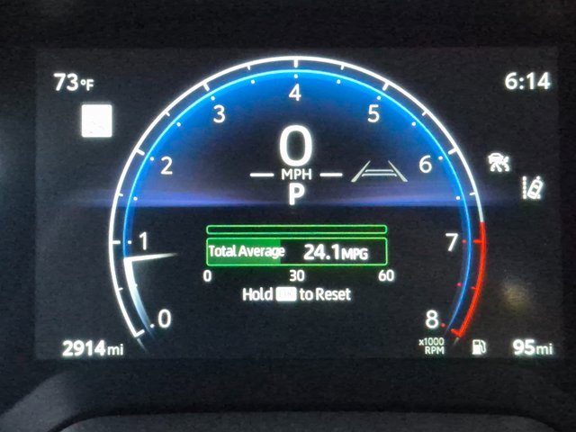 Used 2025 Toyota Corolla Cross XLE image 10