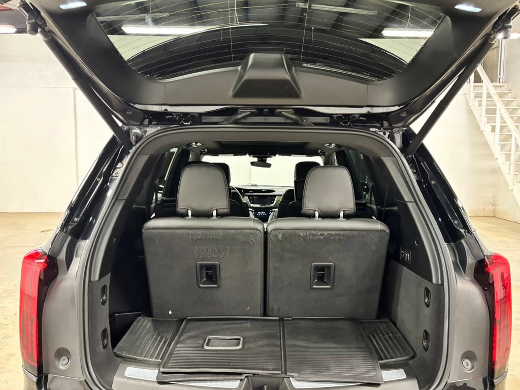 Used 2022 Cadillac XT6 Premium Luxury FWD image 24